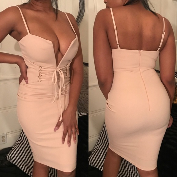 ☀️ Plunge Lace-Up Corset Bodycon Dress - Picture 5 of 5